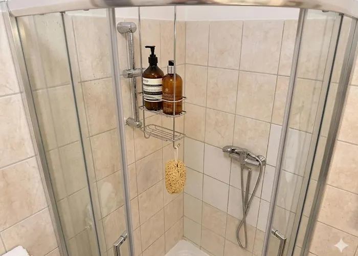 1br, Central, Prater, Schwedenplatz * Wiedeń